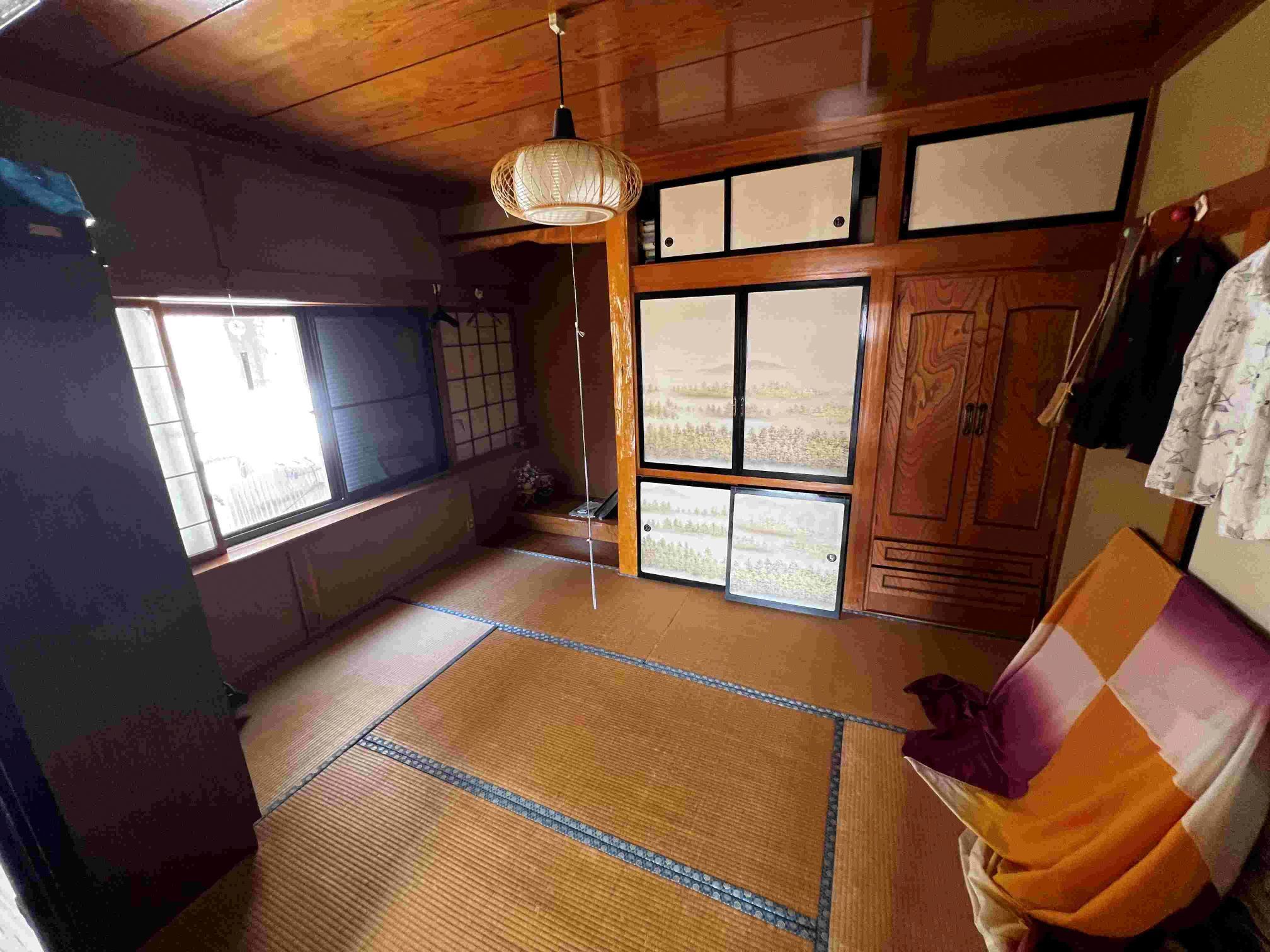 room1-3.jpg