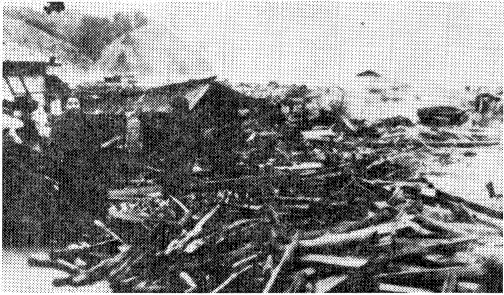 昭和八年の津波による田の浜の被害の写真