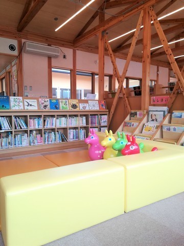 幼児図書コーナー